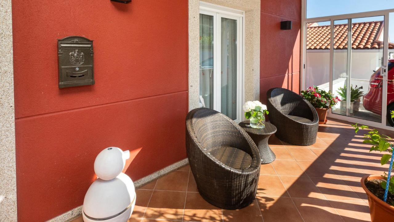Hospedium Galitrips Vila Maruja Corme Екстер'єр фото